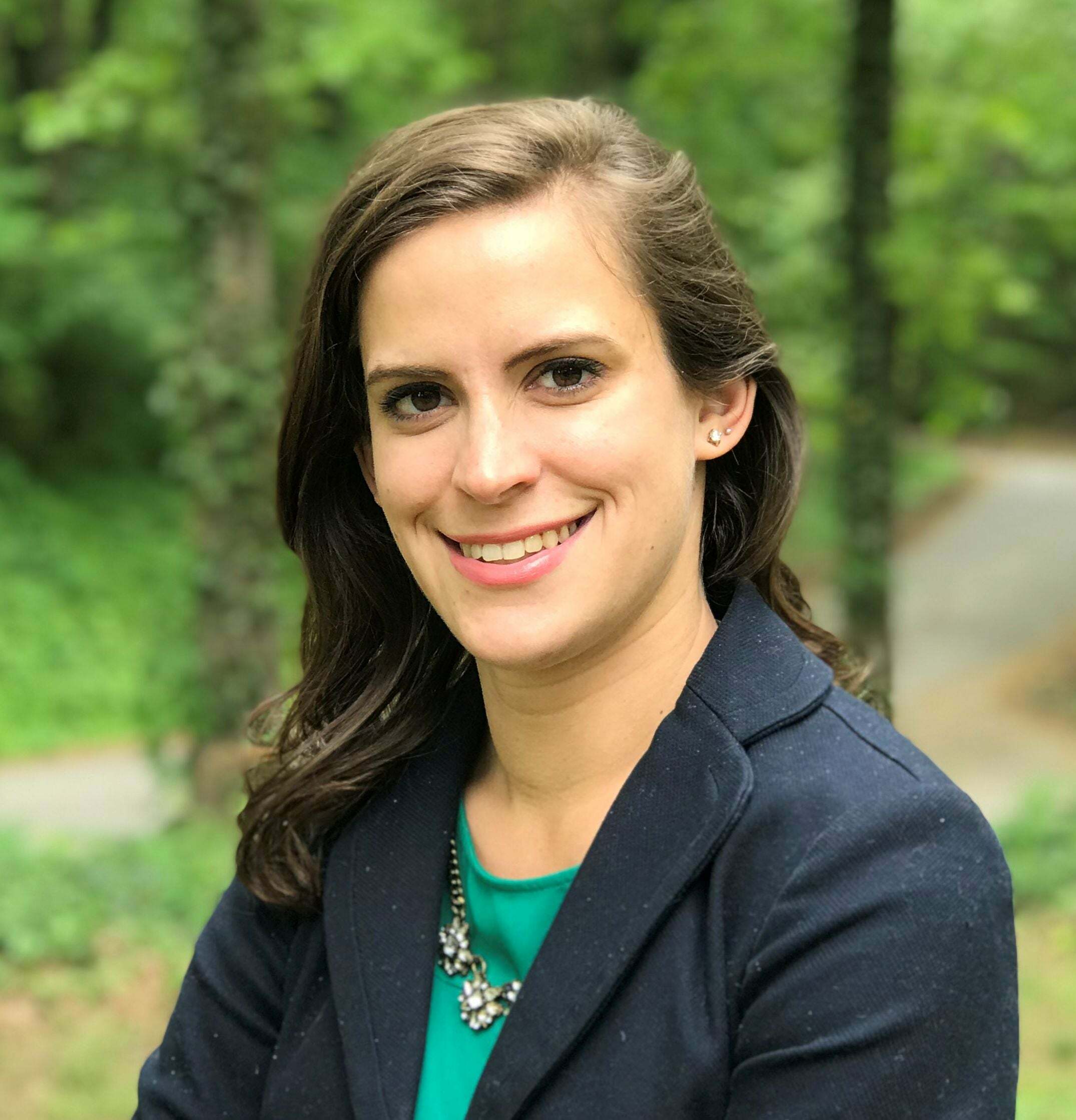 Cat Dobson, Real Estate Salesperson in Fredericksburg, Elite