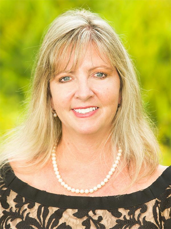 Jennifer Rice, Real Estate Salesperson in Kailua Kona, Pacific Properties