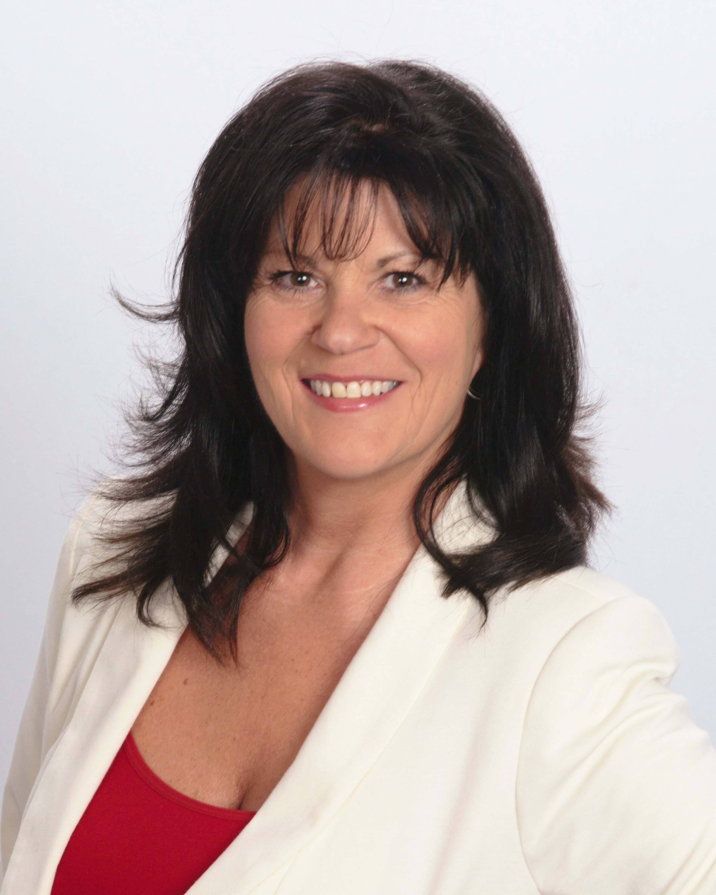Brenda Myers, Real Estate Salesperson in Ontario, Blackstone Realty