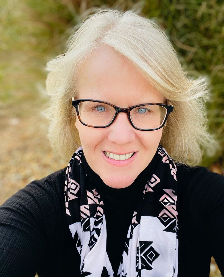Gina Thamel, Associate Real Estate Broker in Spencer, North East