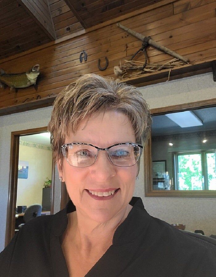 Beth Heitmann,  in Hayward, Real Estate Consultants