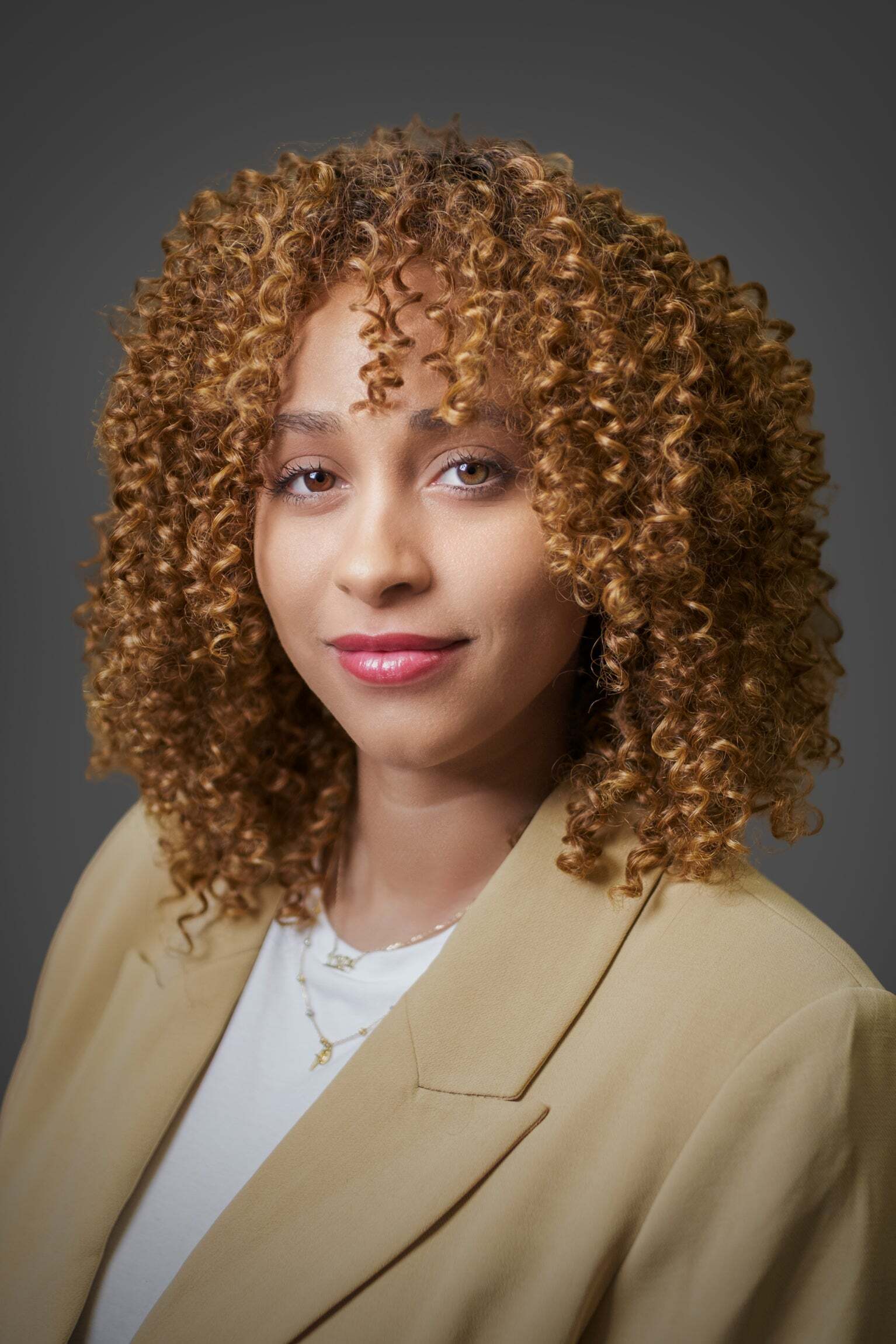 Sienna Morris, Real Estate Broker in Avon, Scheetz
