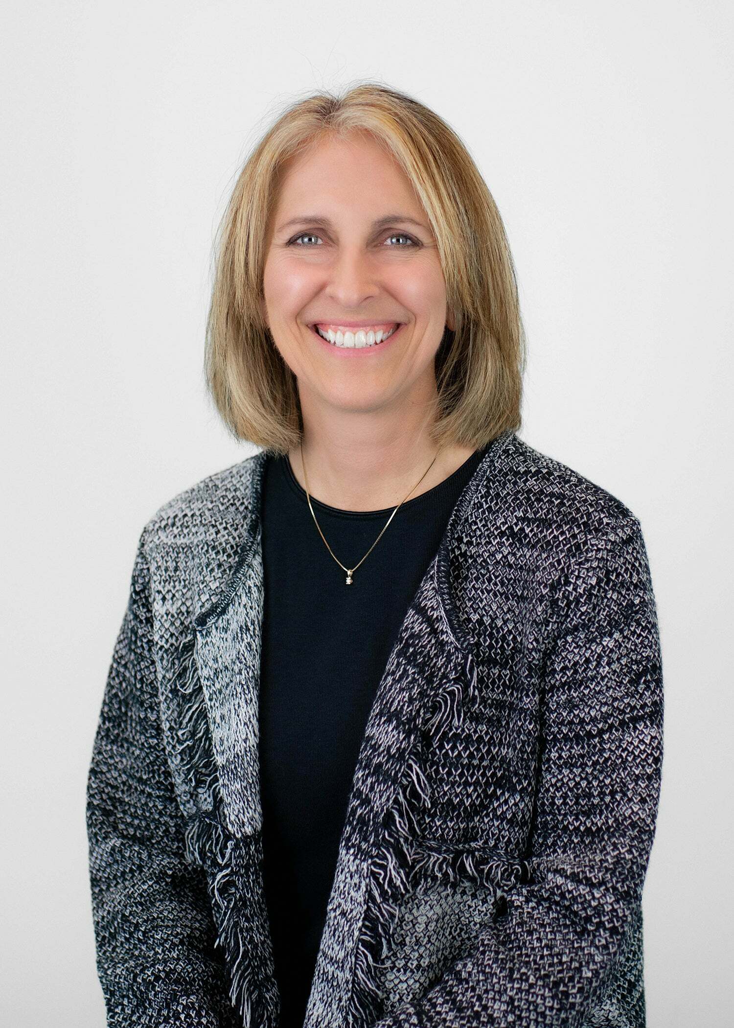 LeeAnn Howes, Real Estate Salesperson in Richland, Tri-Cities