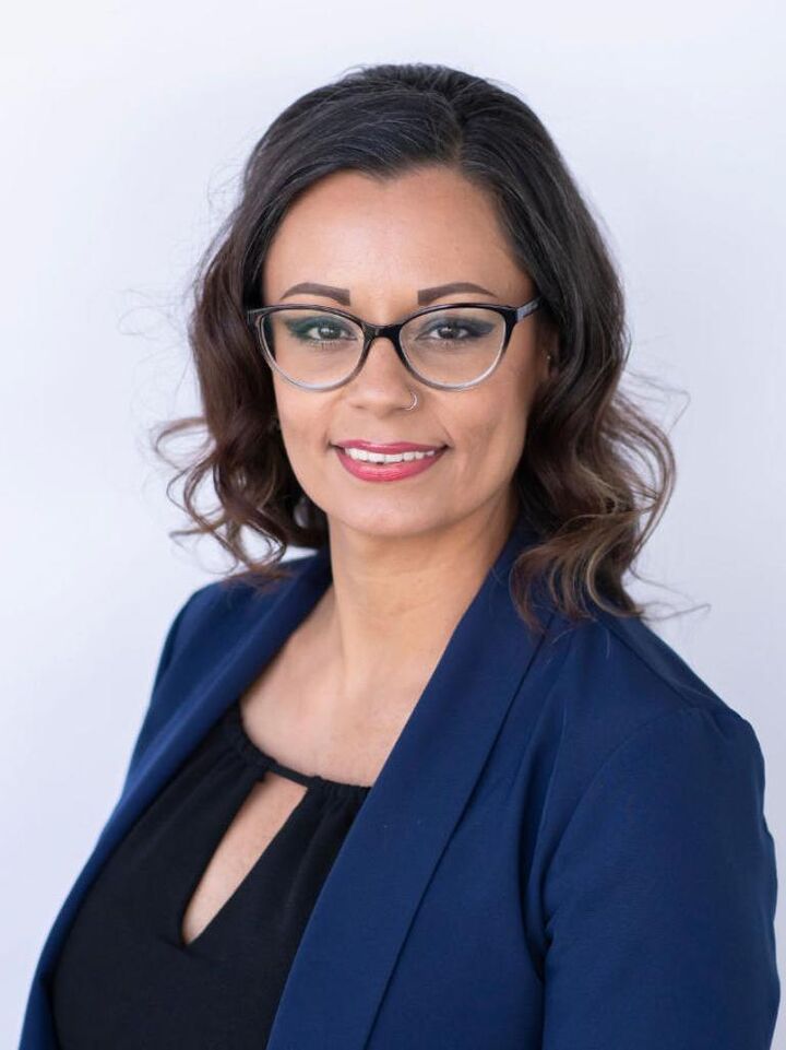 Raquel Trujillo, Real Estate Salesperson in Apple Valley, Home Source