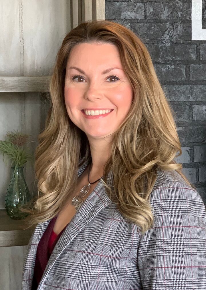 Jennifer Cook, Real Estate Salesperson in La Fayette, Jackson Realty
