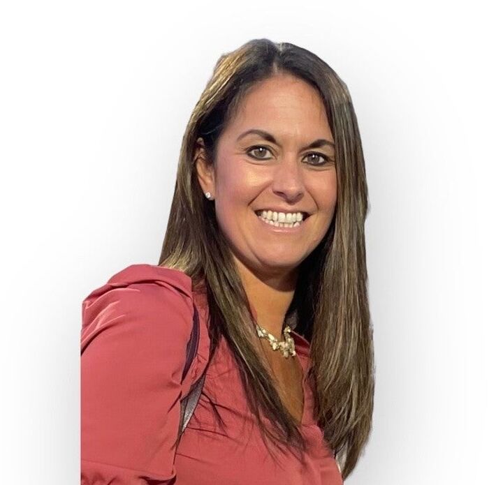 Chelsea Dolny, Real Estate Salesperson in Oldsmar, North East