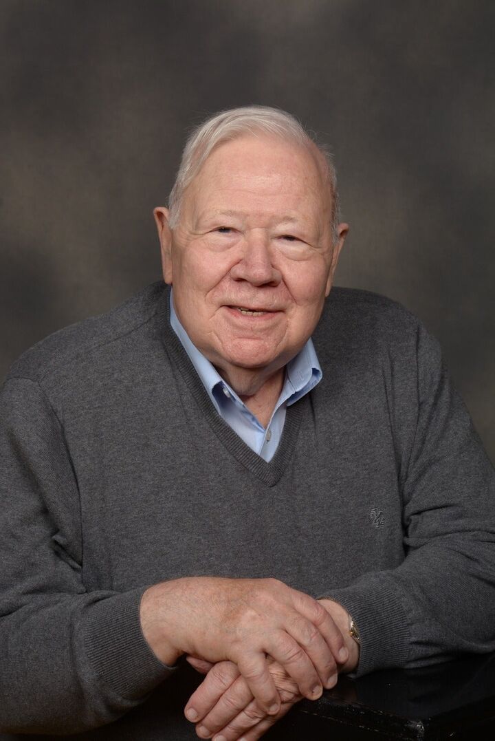 Ken Teske, Associate Real Estate Broker in Saginaw, Signature Realty