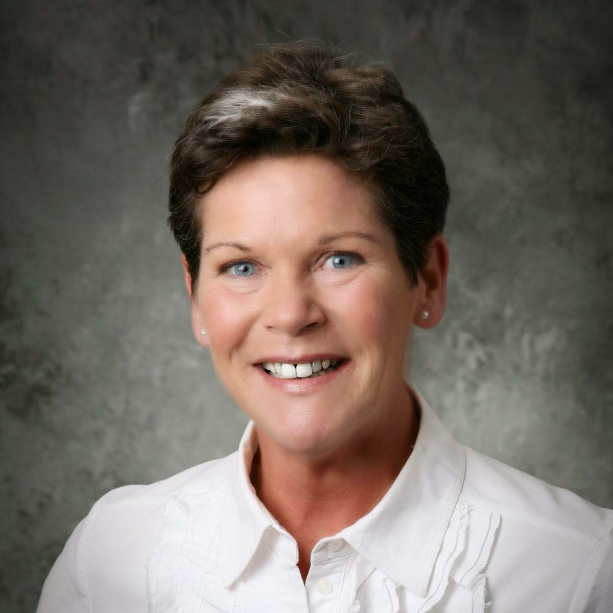 Julie Chase, Real Estate Salesperson in Grand Rapids, Schmidt Realtors