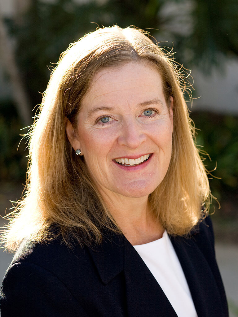 Lynette Naour