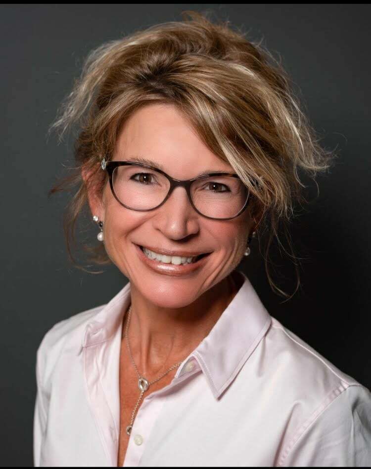 Christine W Ross, Associate Real Estate Broker in Fernandina Beach, The Amelia Group