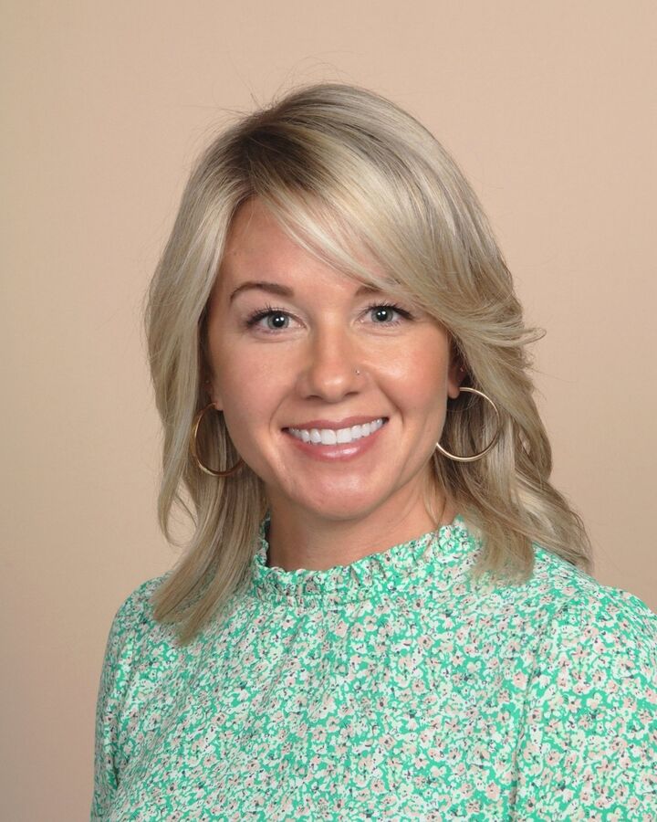 Gabrielle Letts, Real Estate Salesperson in Fenton, Professionals