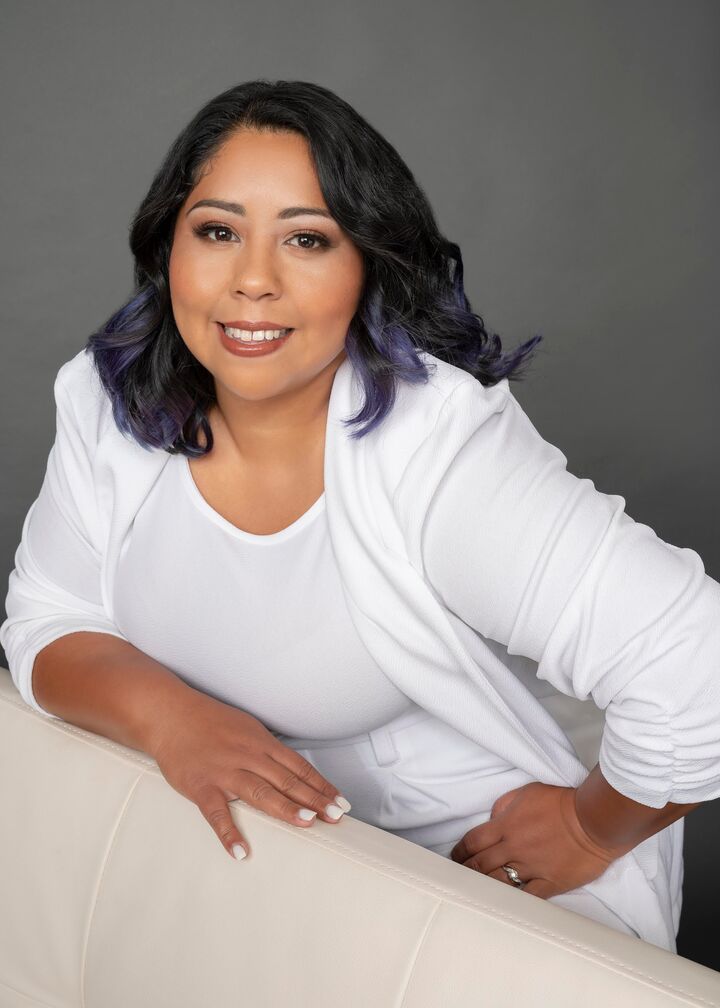 Luz Scott-Lenger, Real Estate Salesperson in Hanford, Jordan-Link