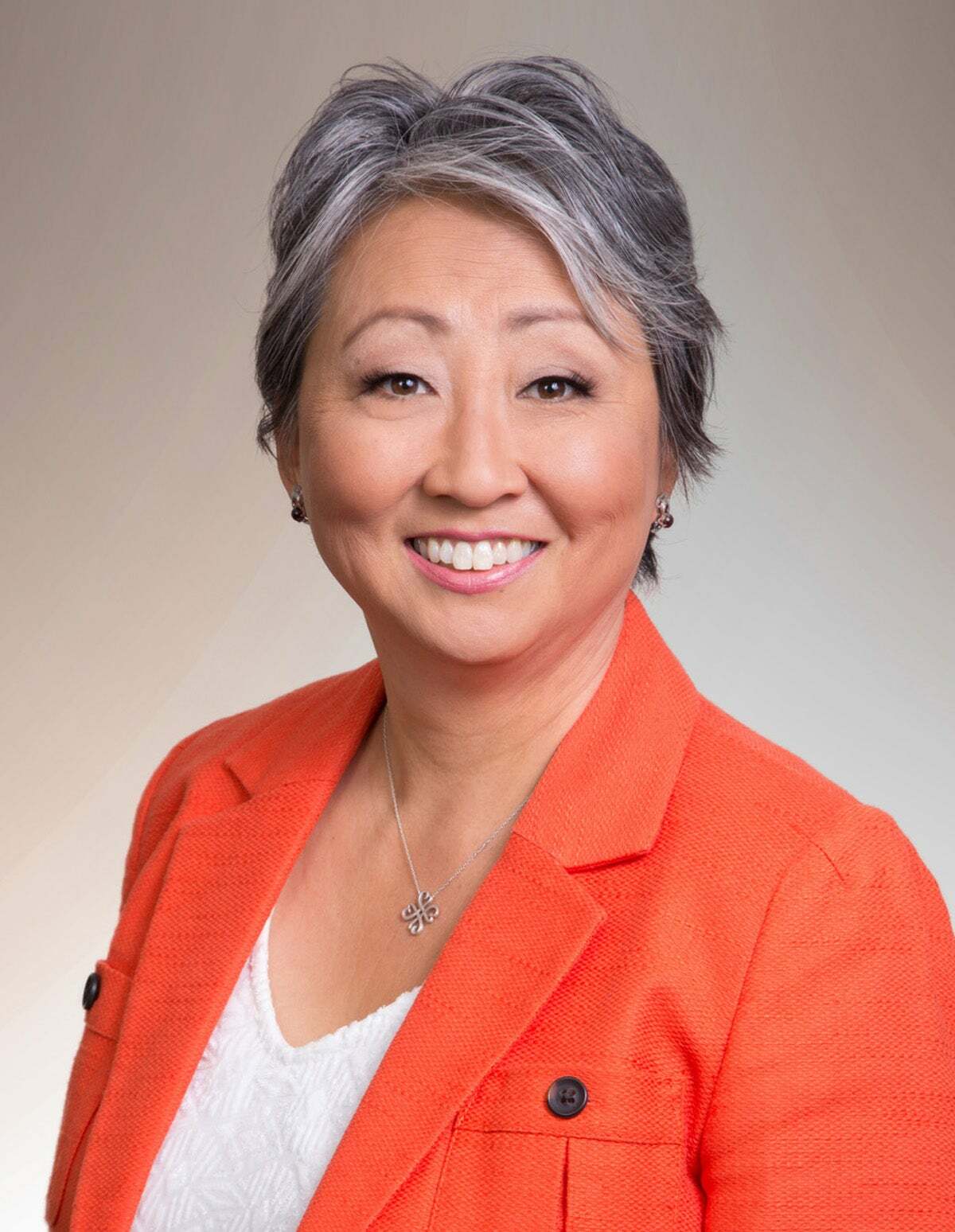 Annie H Kim (R), Real Estate Broker in Honolulu, Advantage Realty