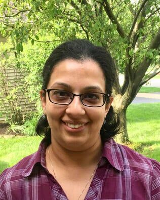 Rashida Lukmanji, Associate Real Estate Broker in Naperville, Circle