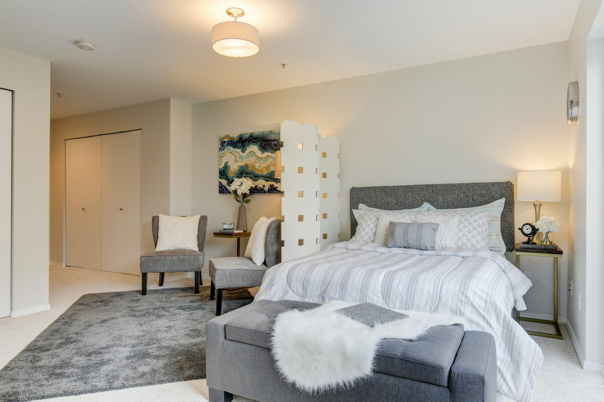 Property Photo: 323 Queen Anne Ave N 403 WA 98109