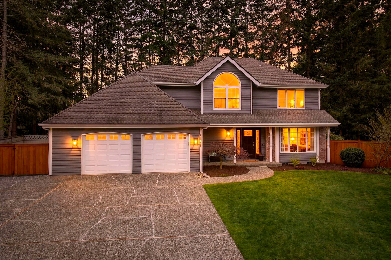 Property Photo:  14151  174th Place NE  WA 98052 