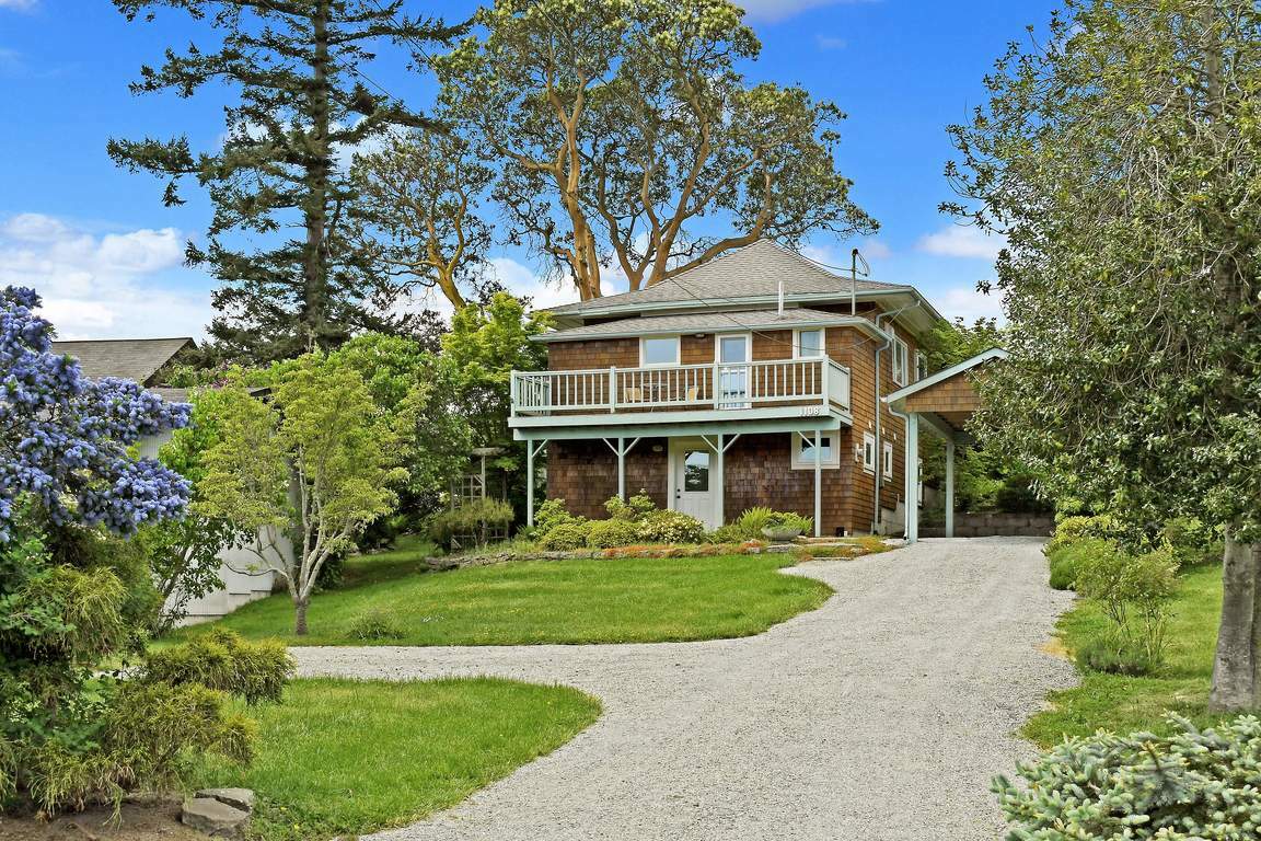 Property Photo:  1108 Sea Mist Lane  WA 98282 