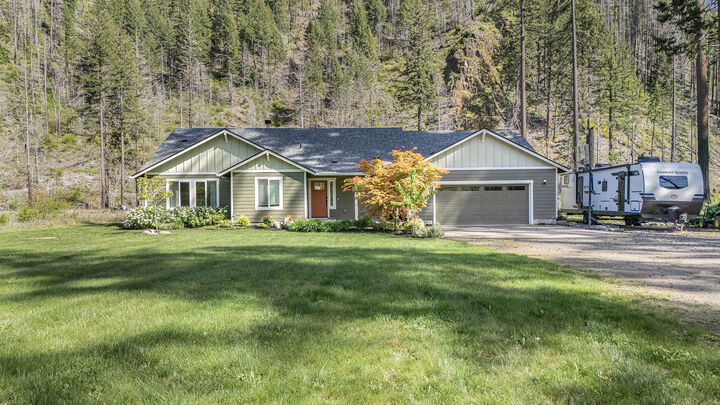 Property Photo:  91403 Marbrook Ln  OR 97413 
