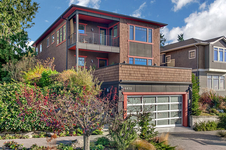 4432 54th Ave SW  Seattle WA 98116 photo