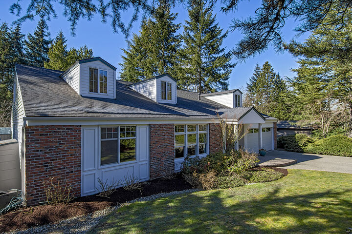 6771 81st Ave SE  Mercer Island WA 98040 photo