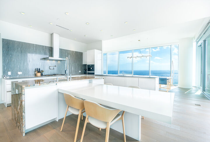 Property Photo: 1118 Ala Moana Boulevard 3401 HI 96814