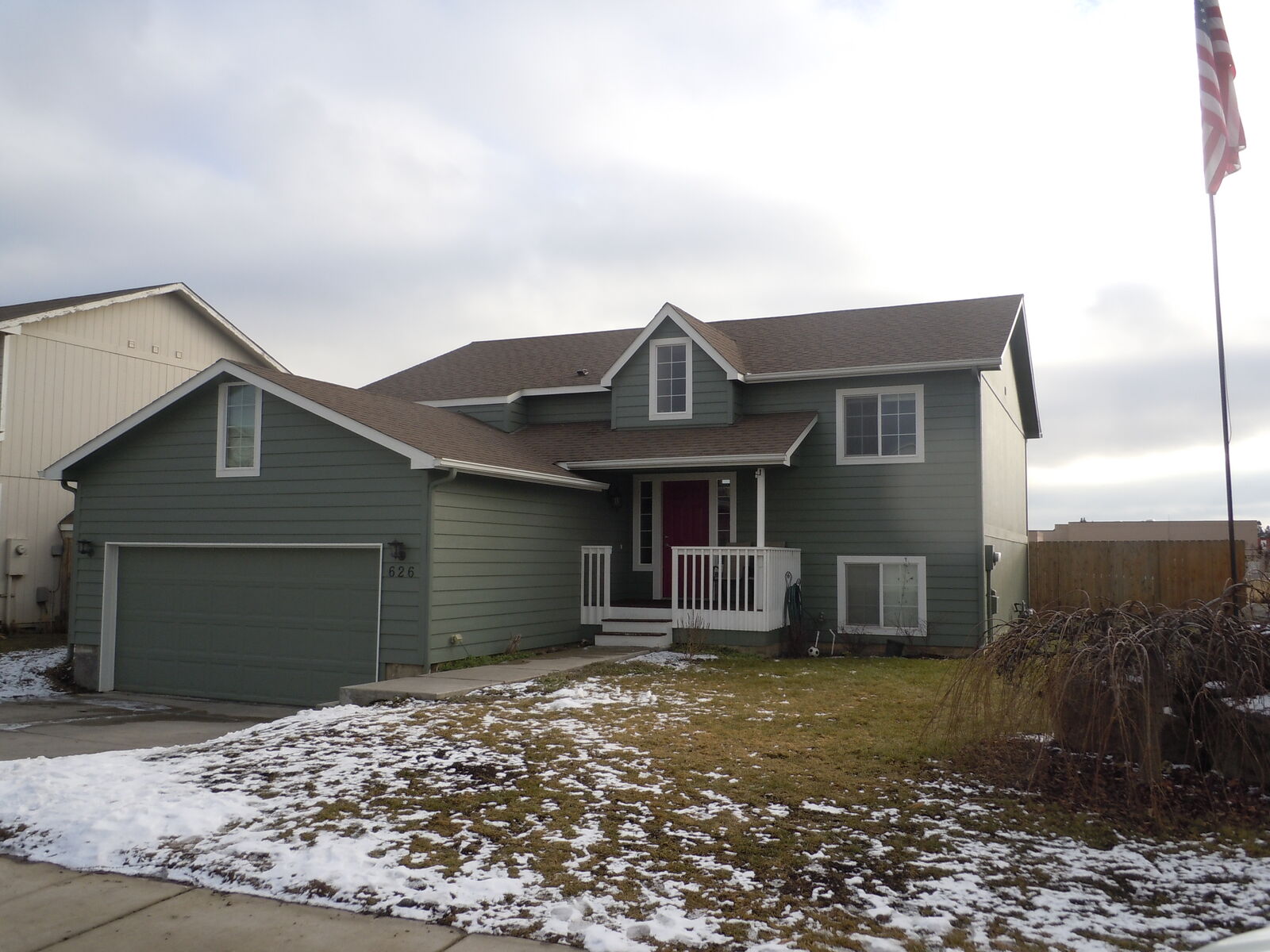 Property Photo: 626 Marcella Ave WA 99004