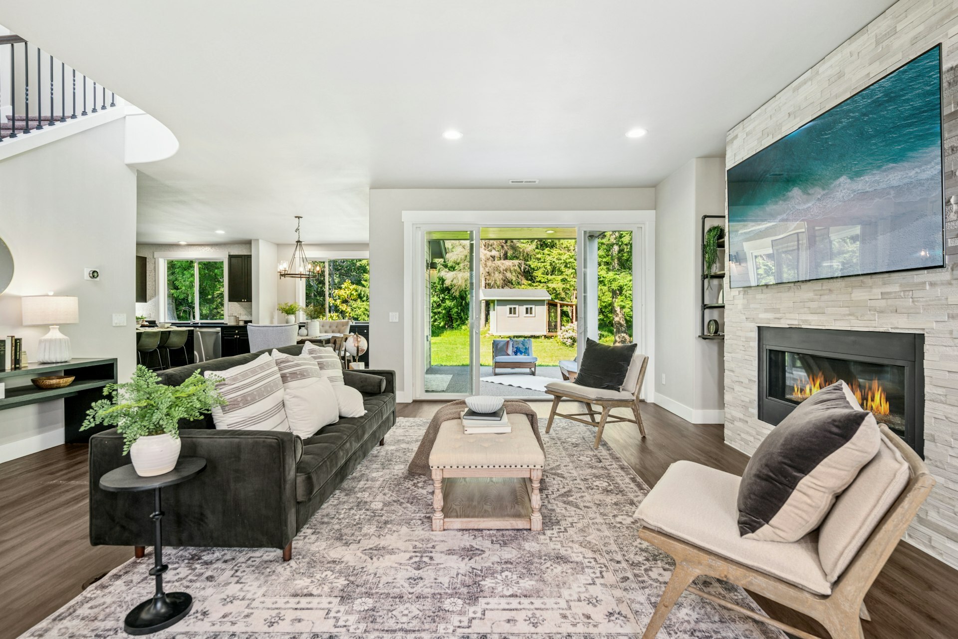 Property Photo: 22627 Echo Lake Road WA 98296