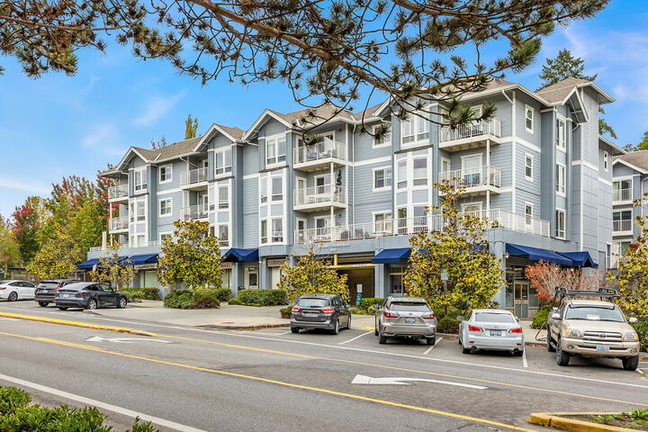 Property Photo: 300 High School Road NE 316 WA 98110