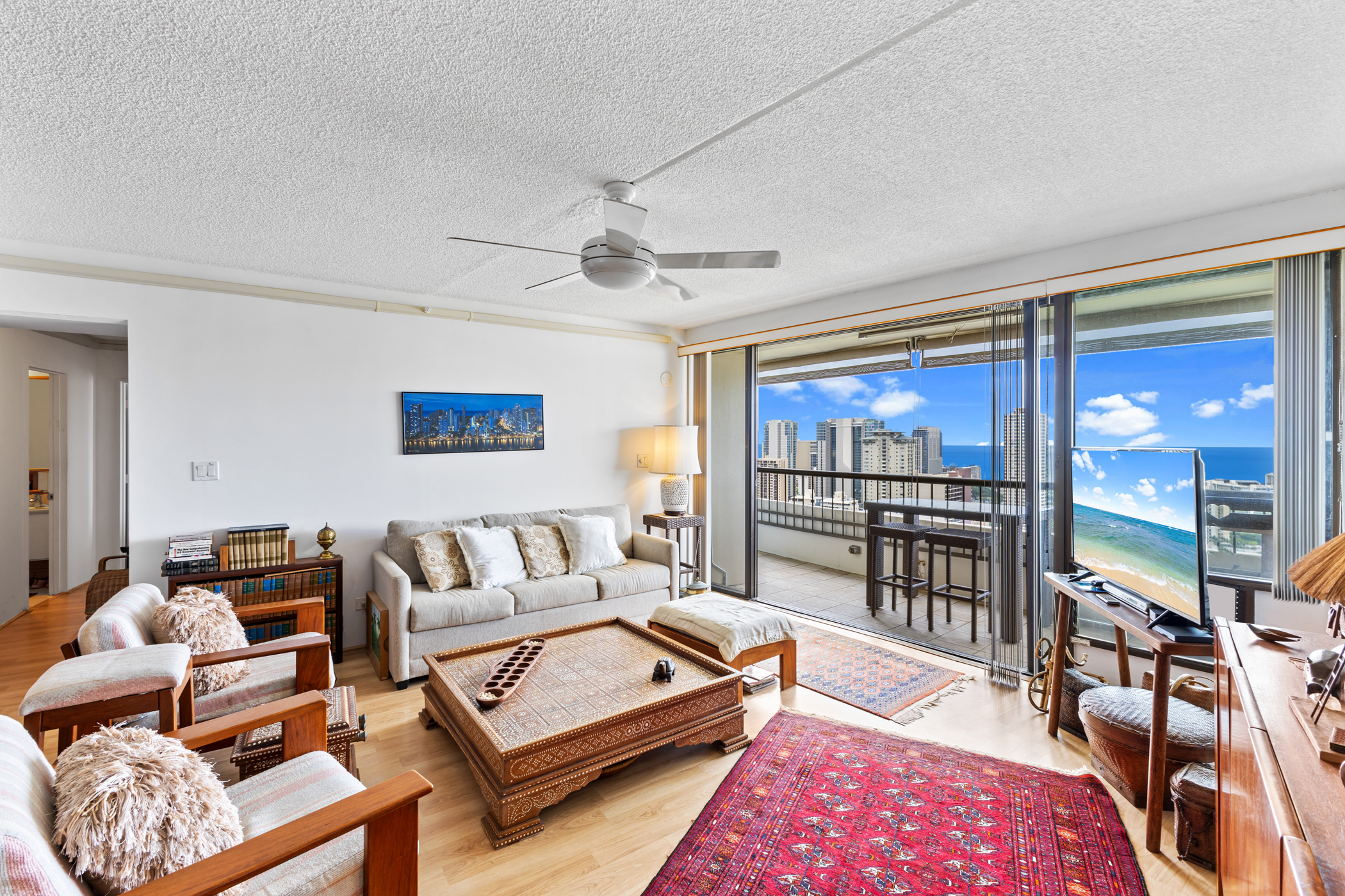 Property Photo:  2333 Kapiolani Boulevard 3314  HI 96826 