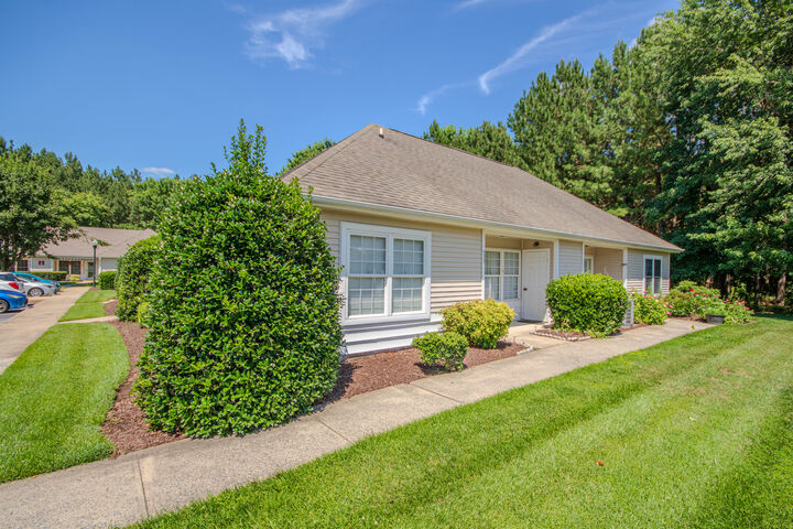 Property Photo:  433 Troopers Way 433  MD 21804 