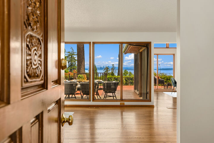 Property Photo: 9793 NE Murden Cove Drive 9793 NE Murden Cove Drive  WA 98110 
