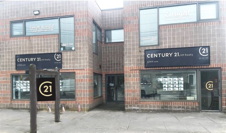 KR Realty,Sayville,Kr Realty