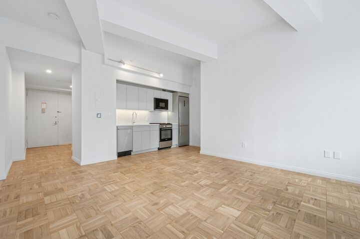 Property Photo:  20 Exchange Place 1715 NY 10005 