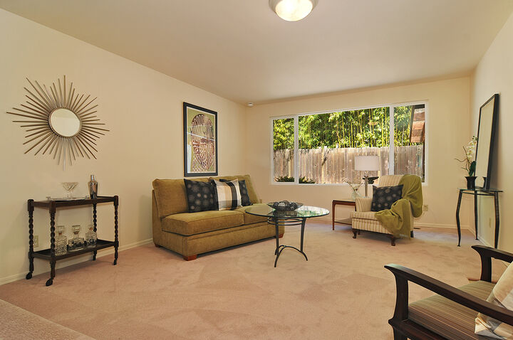 Property Photo: Living room/dining room/kitchen/family room 7432 NE 120th Place WA 98034