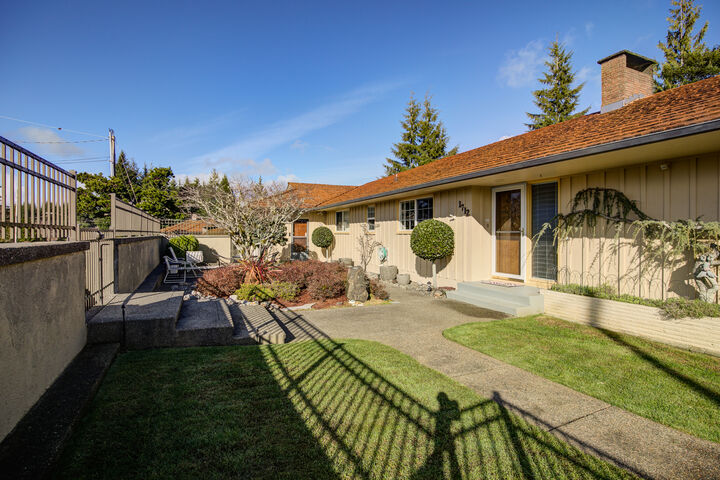 1712  Chilton Road  Aberdeen WA 98520 photo