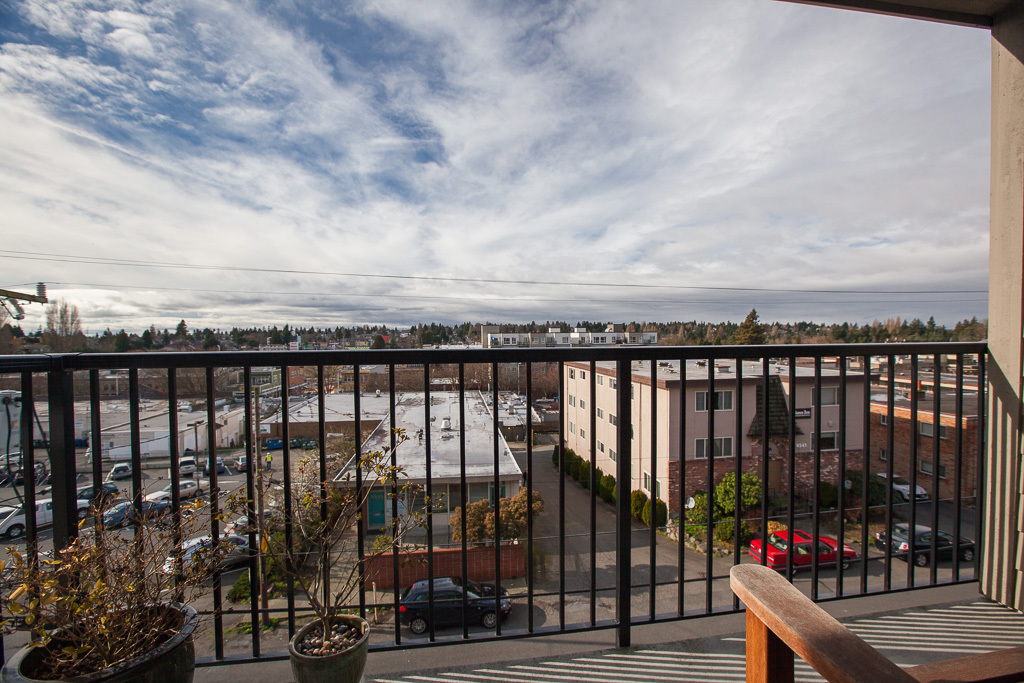 Property Photo: Outside 8534 Phinney Ave N  WA 98103 