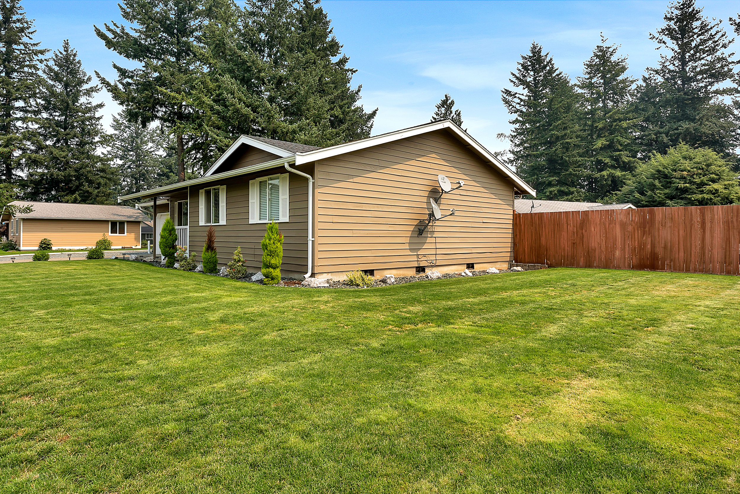 Property Photo:  202 Cashmere Lane  WA 98247 