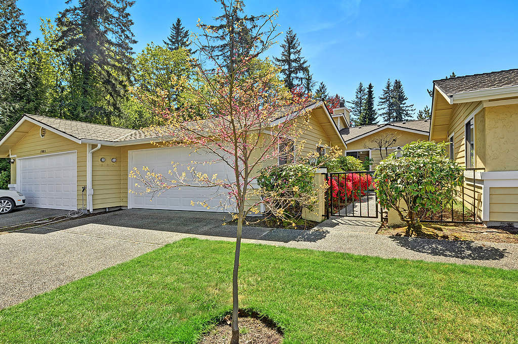 Property Photo:  15908 Village Green Dr B  WA 98012 