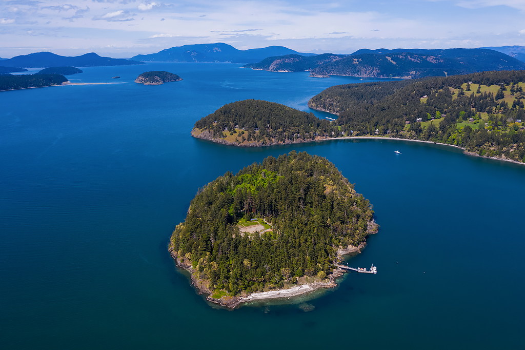 1 Trump Island  Decatur Island WA 98221 photo