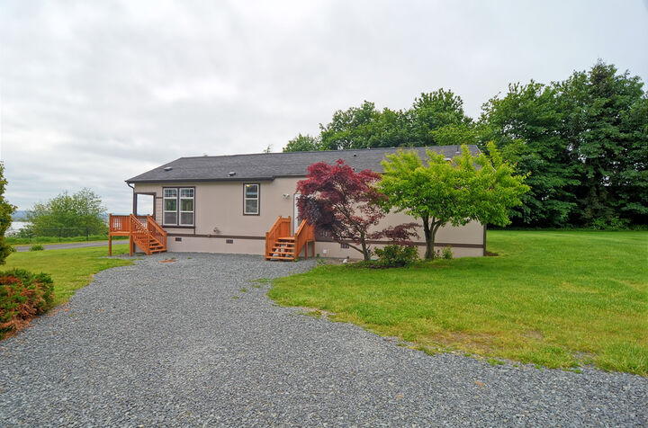 Property Photo: Photo's 4425 Meridian Ave N 37  WA 98271 