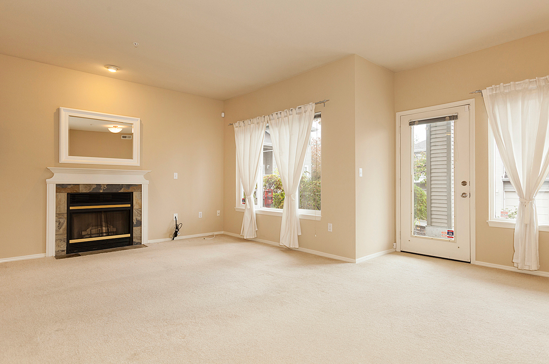 Property Photo: Living room 440 S 51st Ct C101  WA 98055 