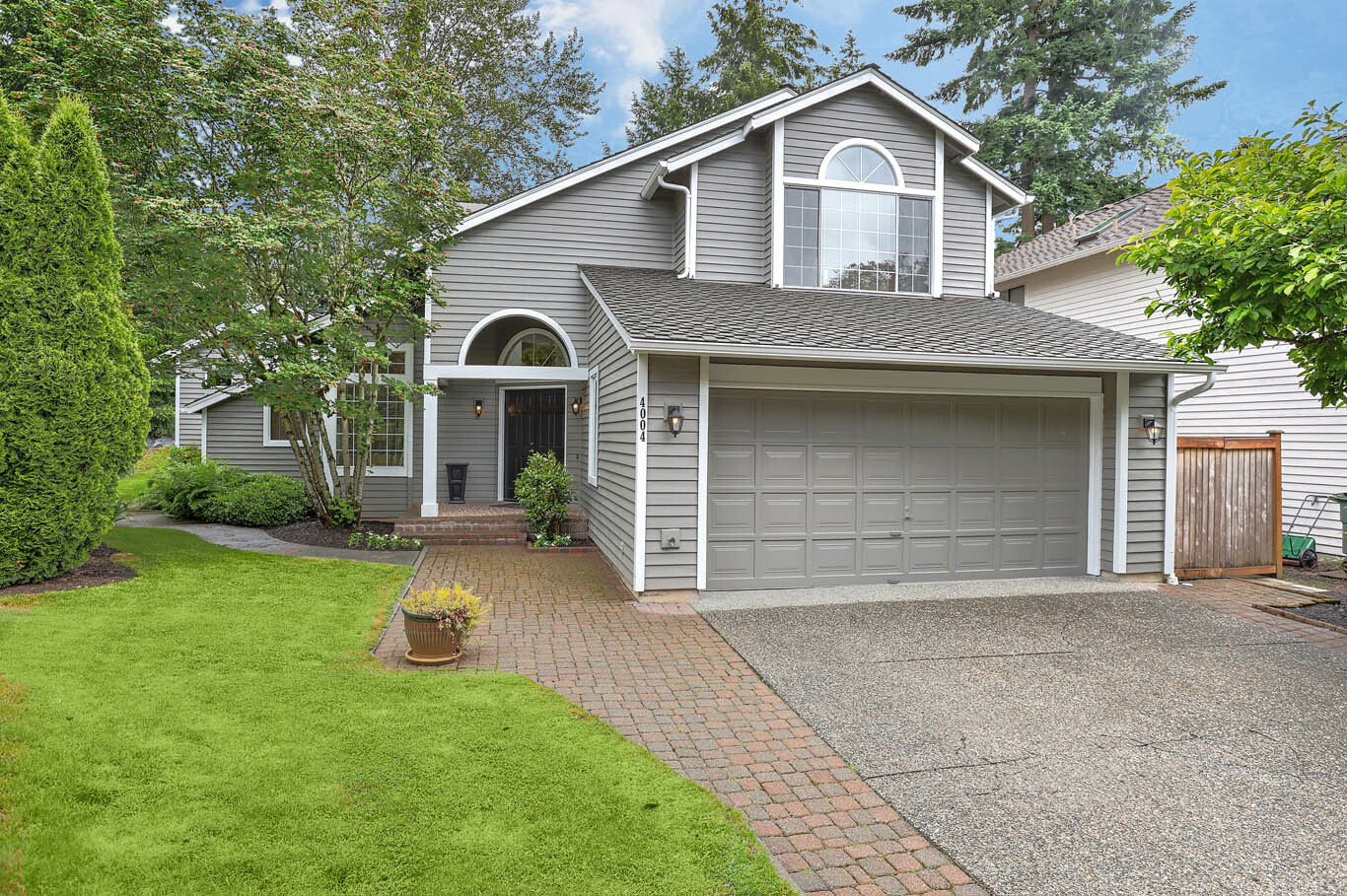 Property Photo:  4004 243rd Place SE  WA 98029 