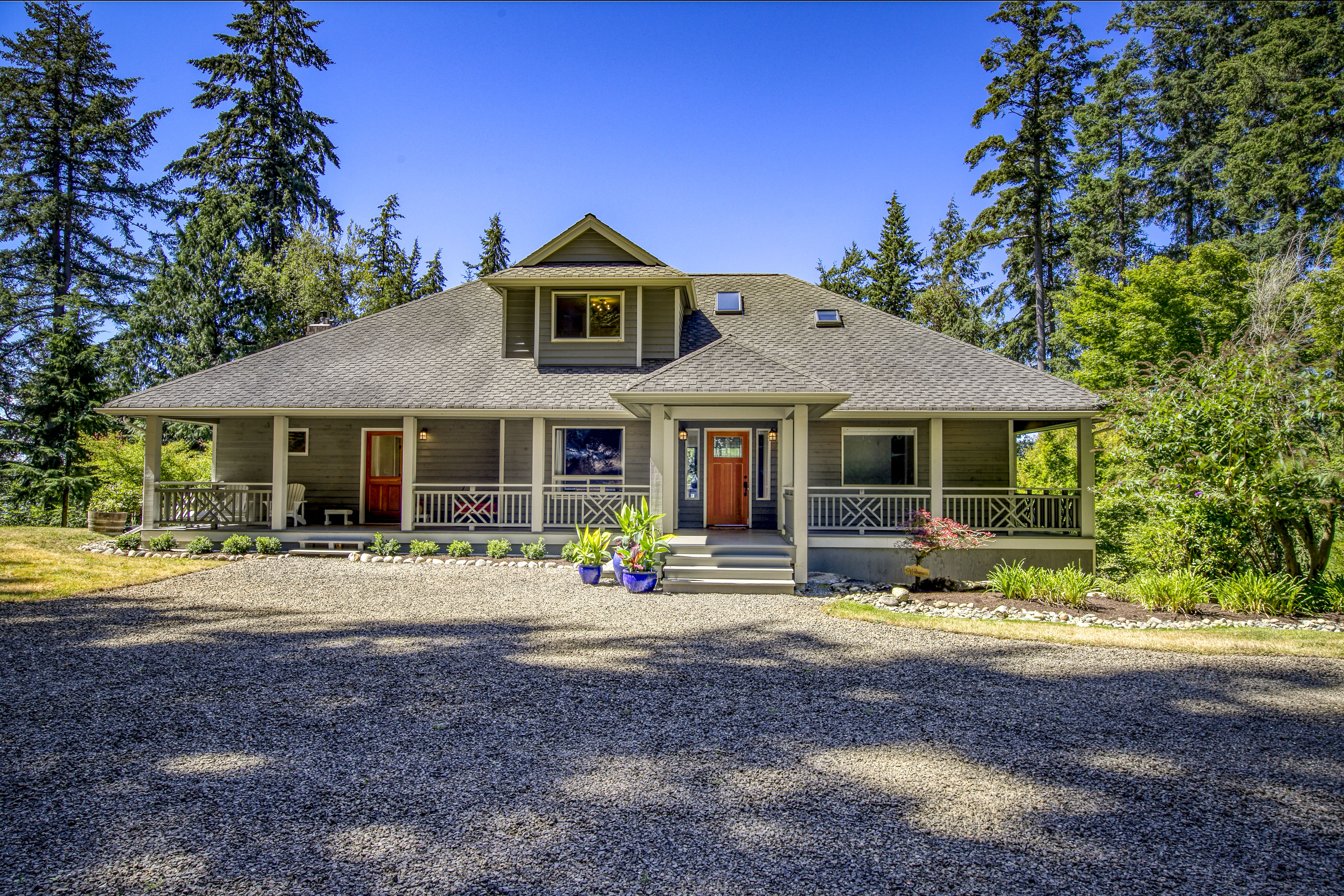 Property Photo:  5653 NE Cessna Lane  WA 98110 