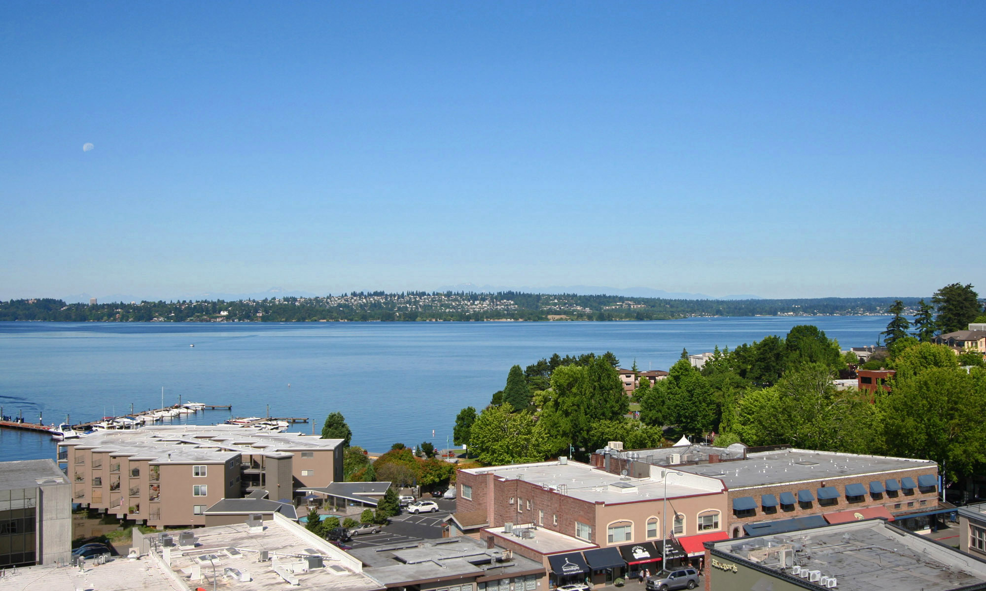Property Photo: Portsmith penthouse in downtown kirkland 109 2nd St S 637  WA 98033 