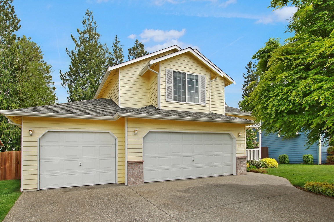 Property Photo: 11311 54th Dr NE WA 98271