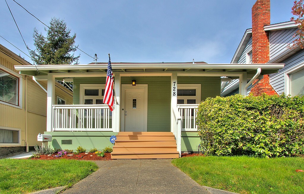 Property Photo:  728 N 80th St  WA 98103 