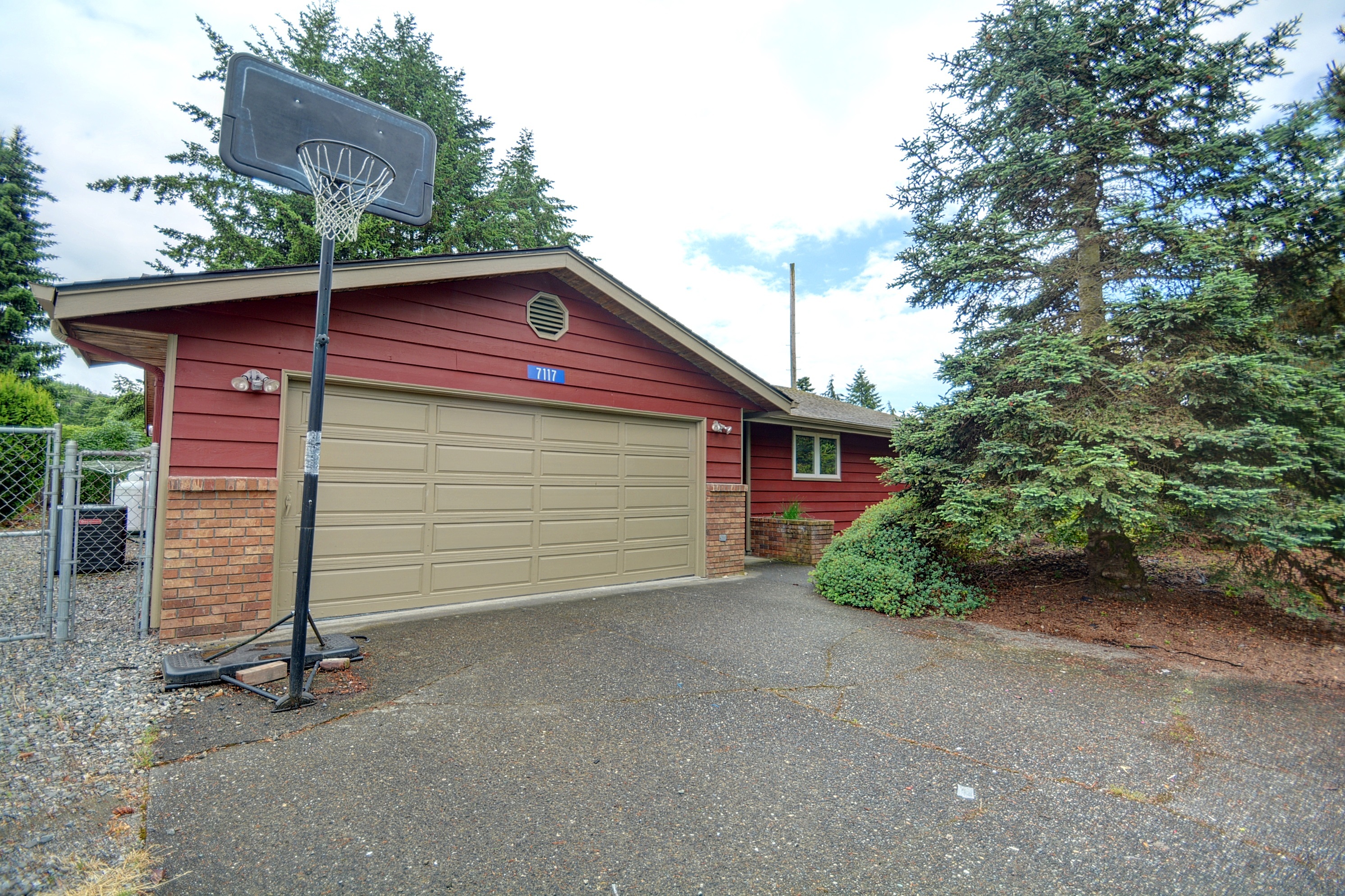 Property Photo:  7117 Steelhead Lane  WA 98233 