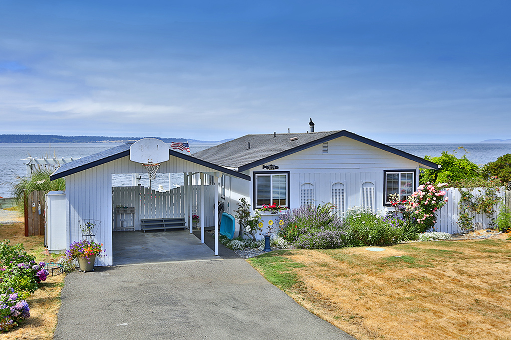 Property Photo:  3708 Oceanside Dr  WA 98253 