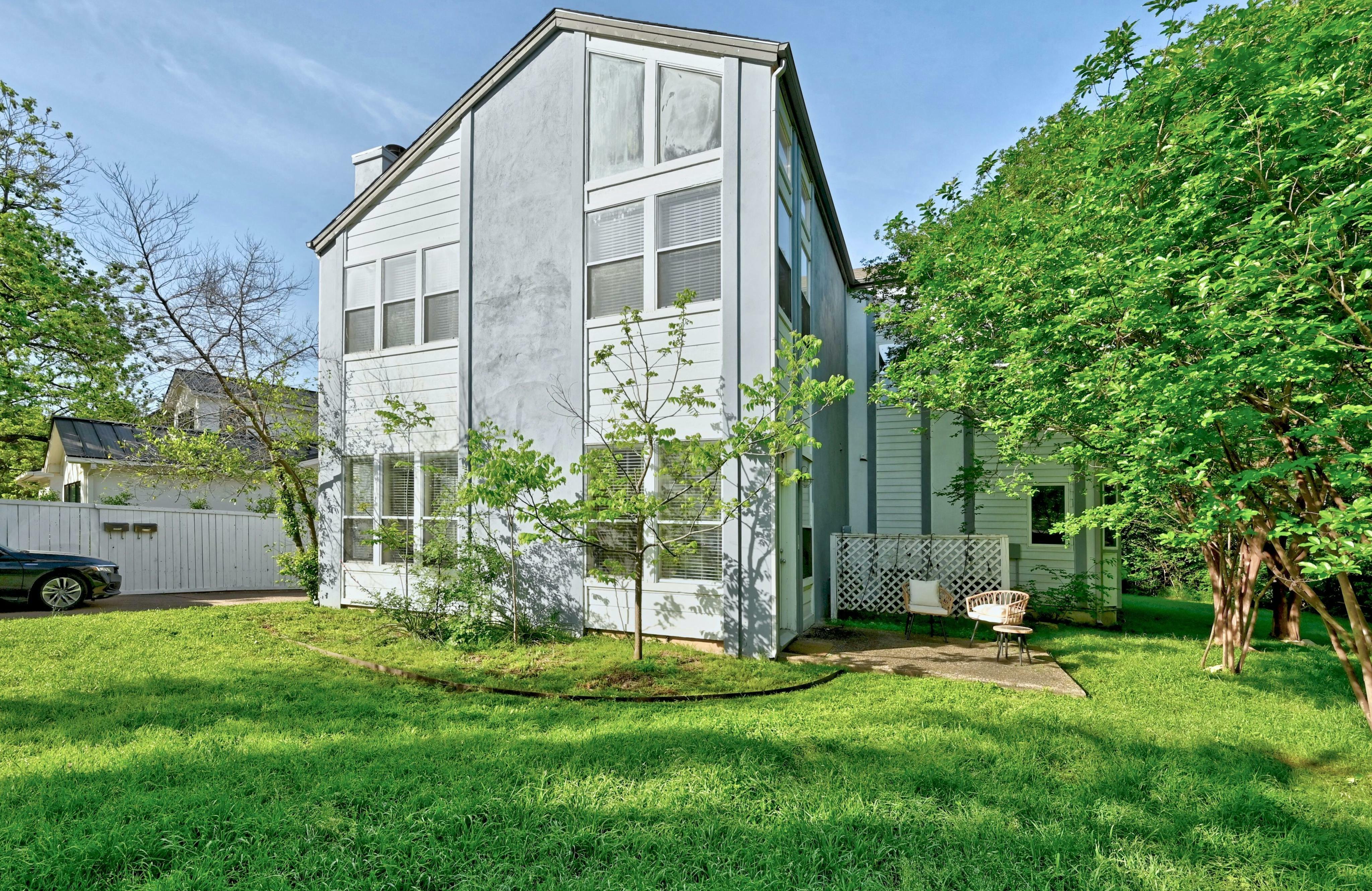 Property Photo:  2005 Tower Drive  TX 78703 