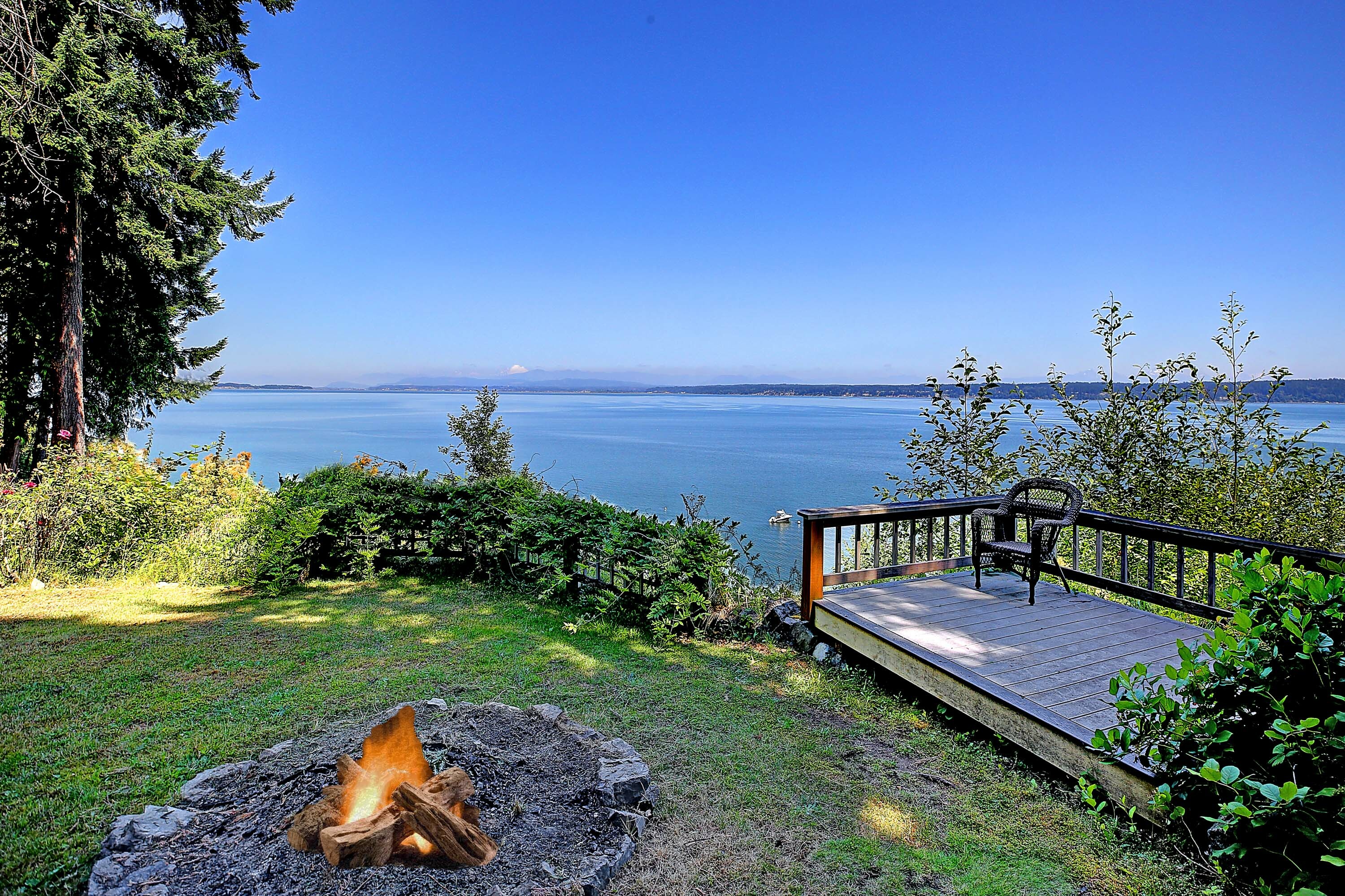 Property Photo:  2135 Highland Drive  WA 98282 